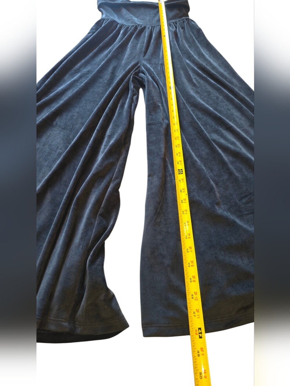 American Eagle black velvet wide leg jumpsuit Size Medium - Picture 6 of 12